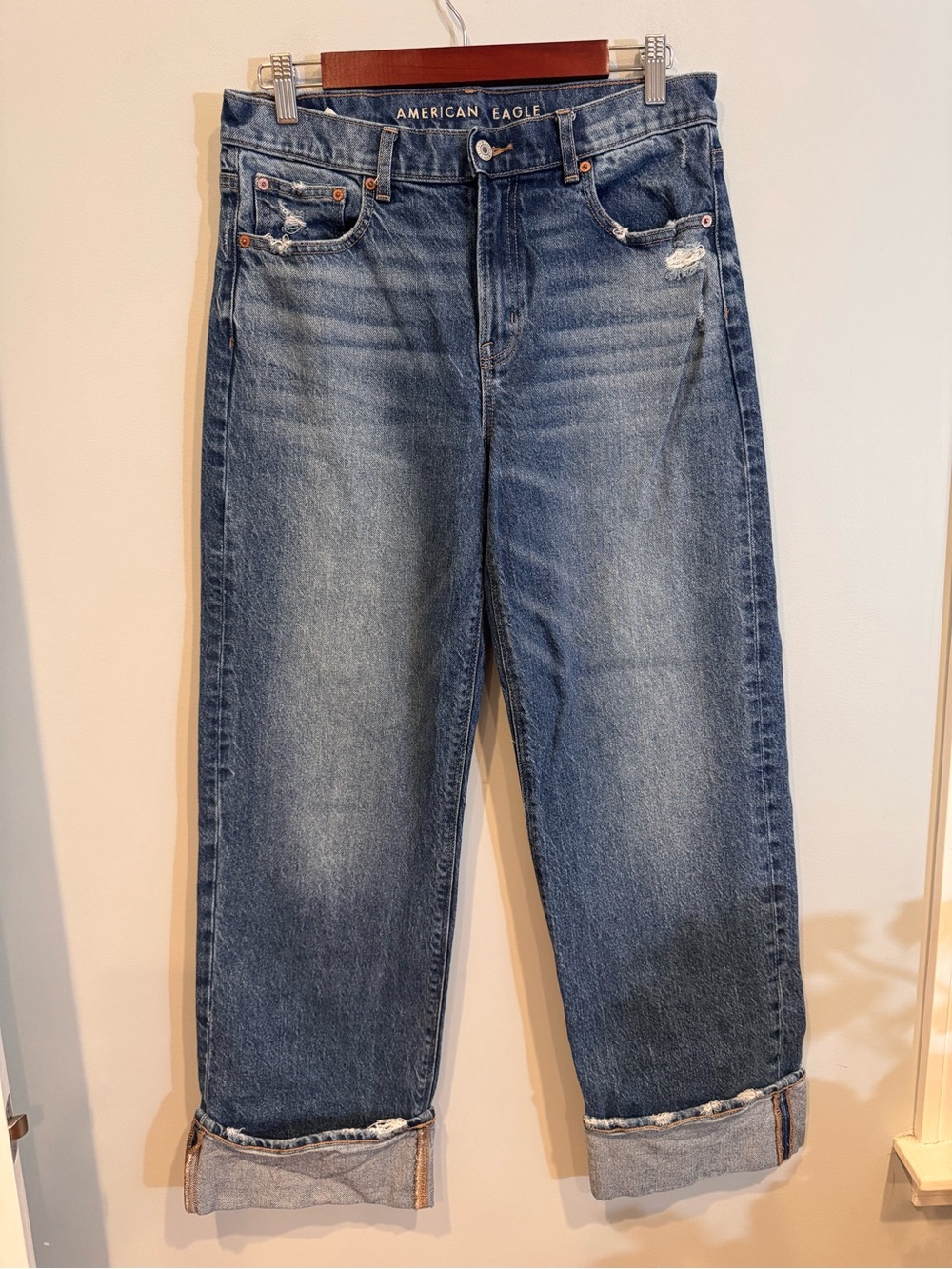 American Eagle High Waisted Stovepipe Cuffed Jeans Size 8